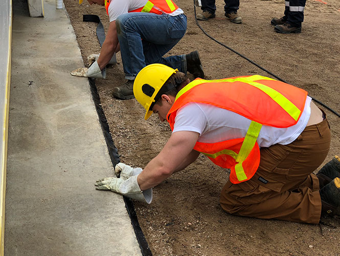 Densoband Primer used on joint surfaces before applying Densoband